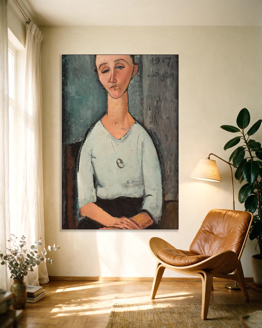 Tsjakoska in een aluminium frame aan dezelfde muur