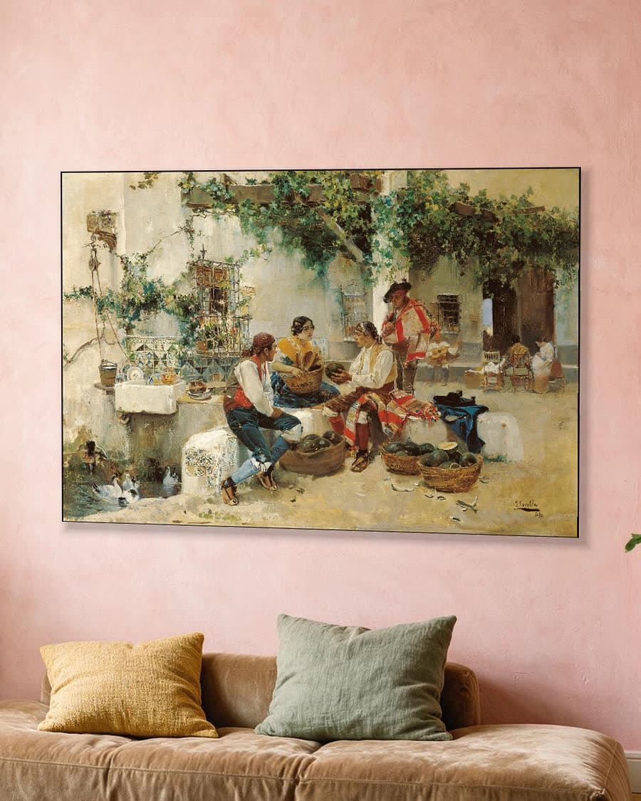 Meloenen verkopen in een aluminium frame aan dezelfde muur