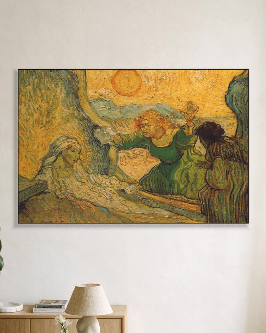 De opwekking van Lazarus (naar Rembrandt) in een aluminium frame aan dezelfde muur