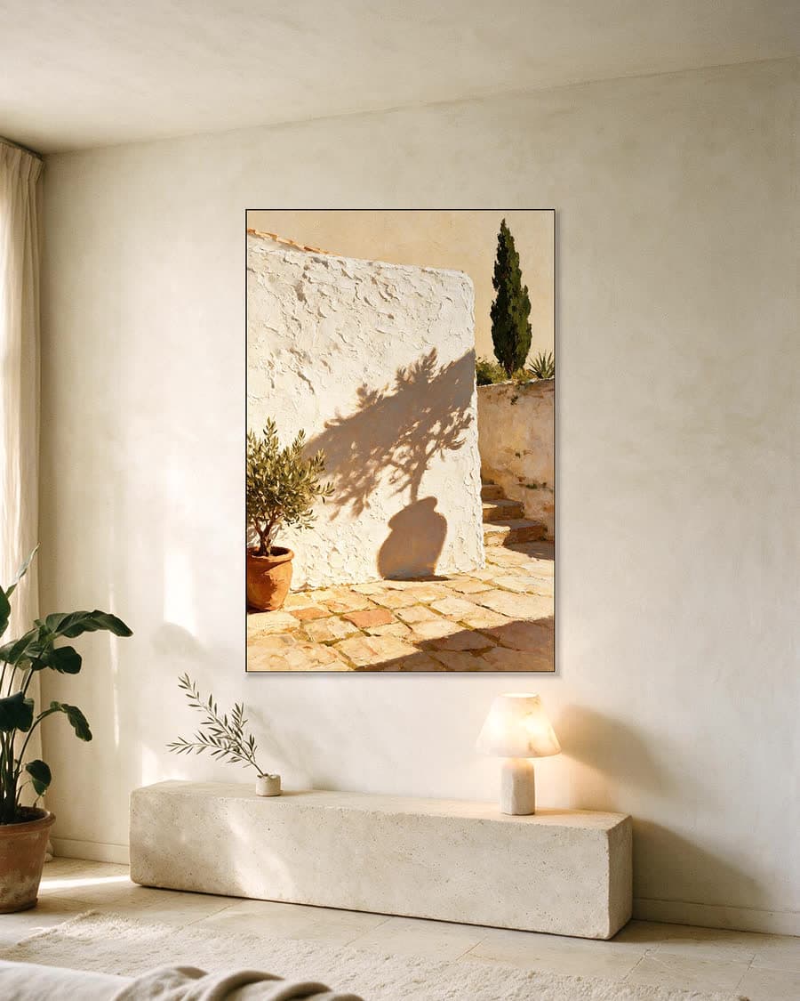 Muur met olijfschaduw in een aluminium frame aan dezelfde muur