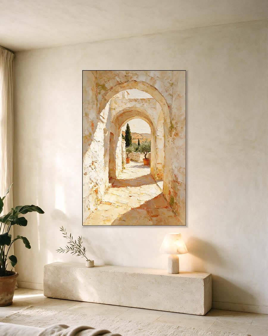 Doorgang met bogen in een aluminium frame aan dezelfde muur