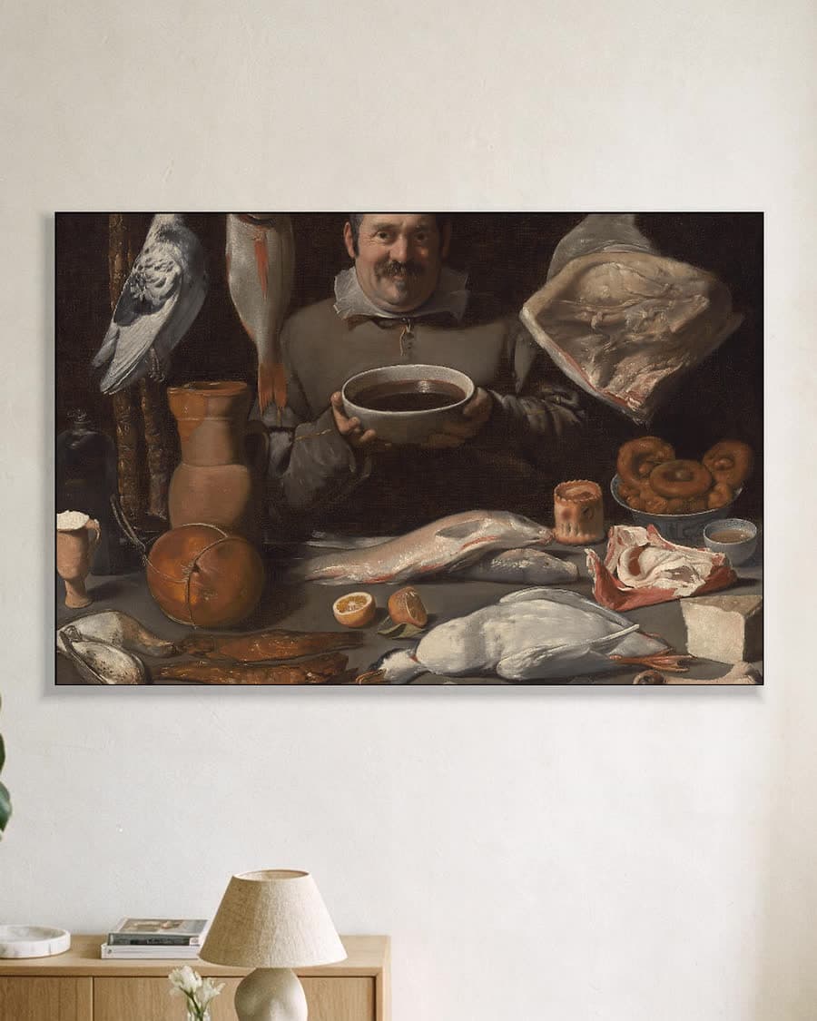 Keukenstuk (bodegón) in een aluminium frame aan dezelfde muur