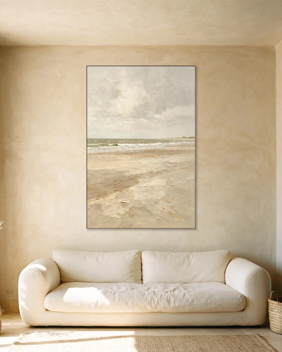 Laag tij in een aluminium frame aan dezelfde muur