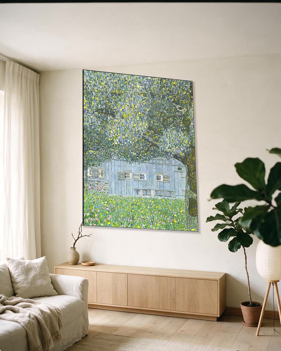 Boerderij in Opper-Oostenrijk in een aluminium frame aan dezelfde muur