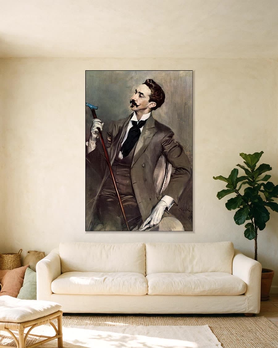 Portret van graaf Robert de Montesquiou in een aluminium frame aan dezelfde muur