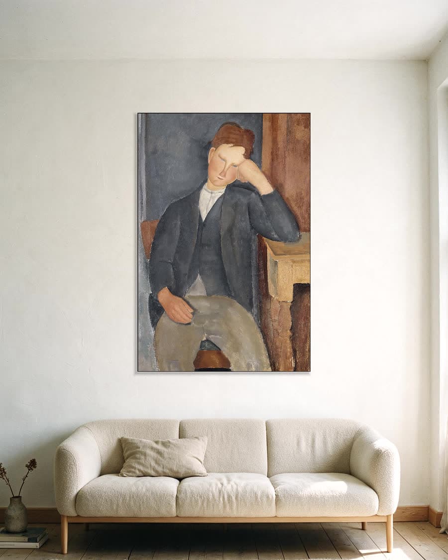 De jonge leerling in een aluminium frame aan dezelfde muur