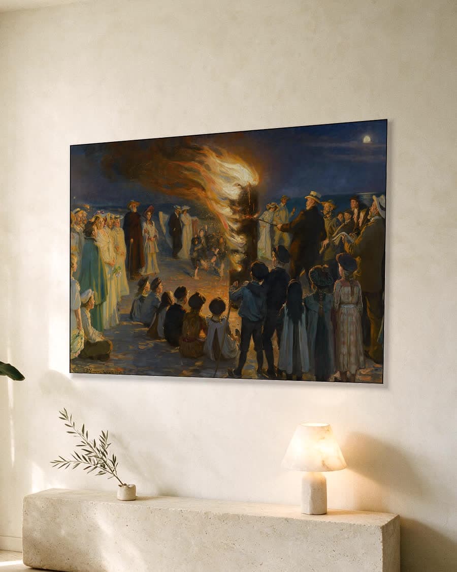 Sint-Jansvuur op het strand van Skagen in een aluminium frame aan dezelfde muur