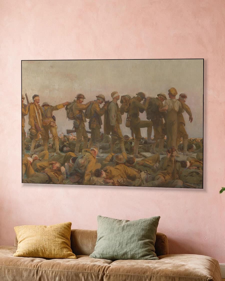 Lady Agnew of Lochnaw in een aluminium frame aan dezelfde muur