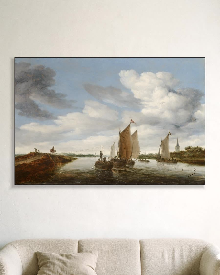 Rivierlandschap met zeilboten in een aluminium frame aan dezelfde muur