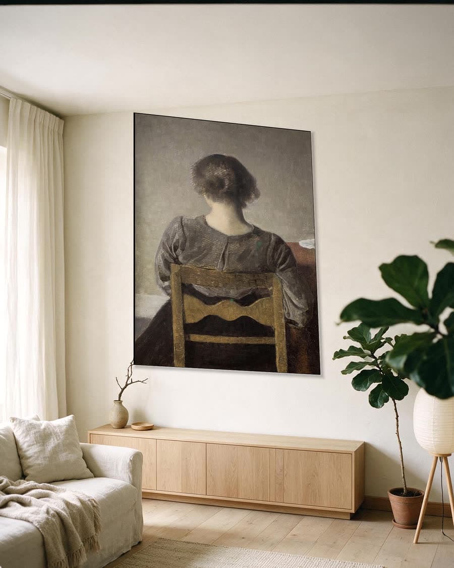 Rust in een aluminium frame aan dezelfde muur
