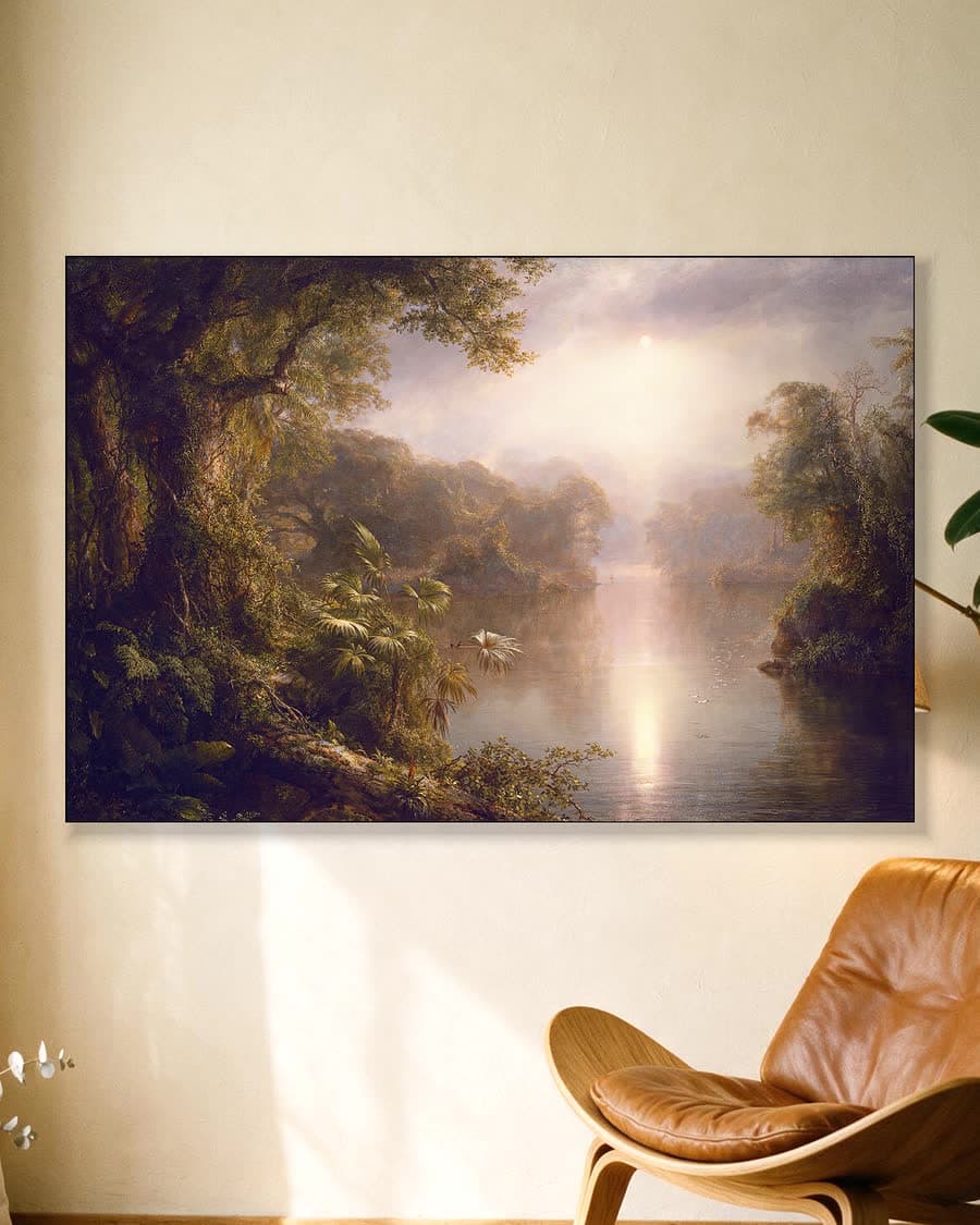 De rivier van licht in een aluminium frame aan dezelfde muur