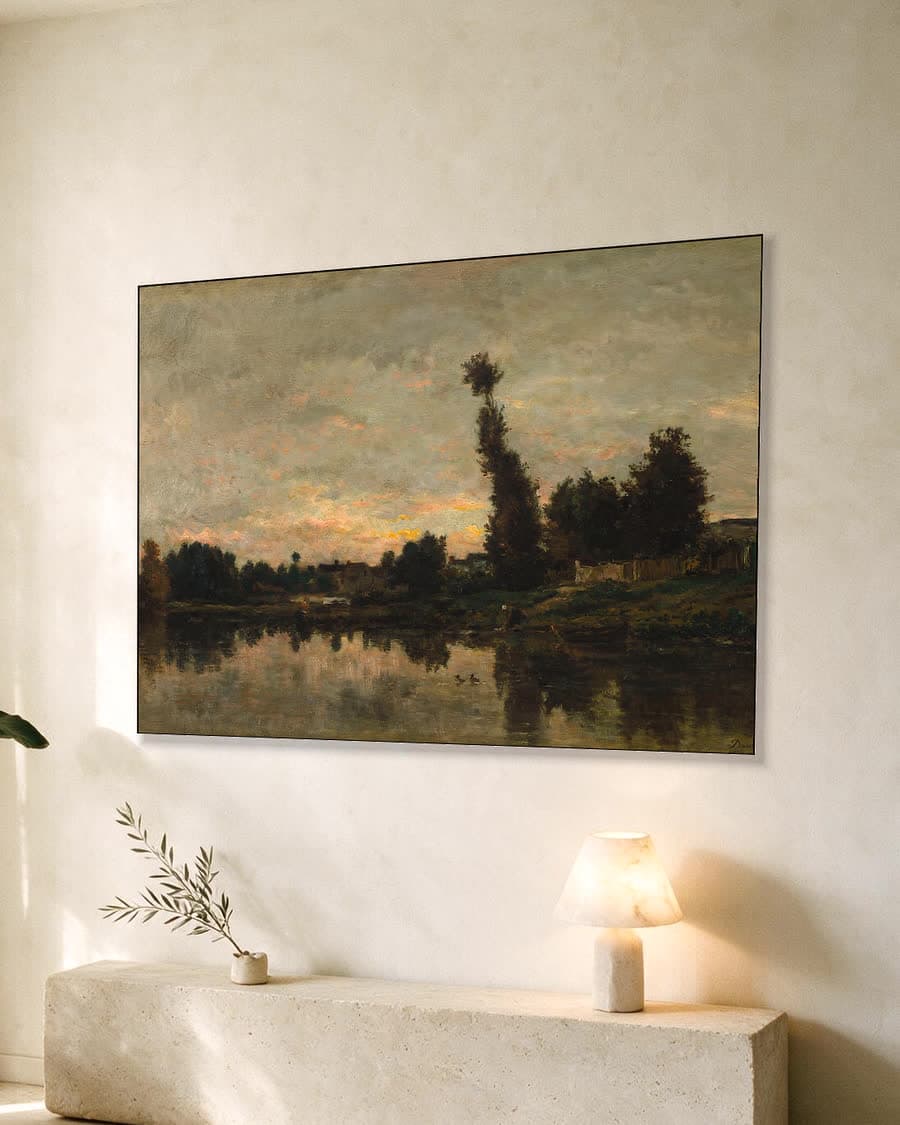 Avond aan de rivier in een aluminium frame aan dezelfde muur