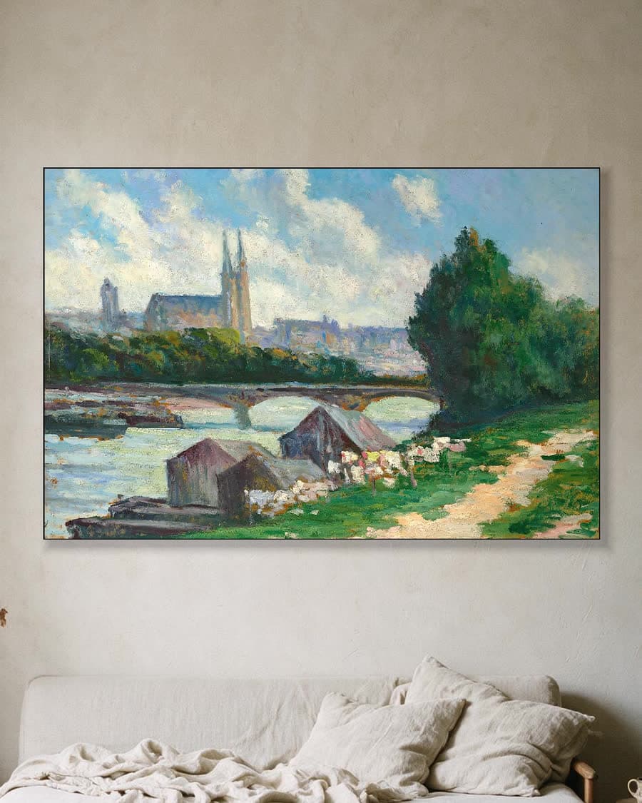 Stadsgezicht aan de rivier in een aluminium frame aan dezelfde muur