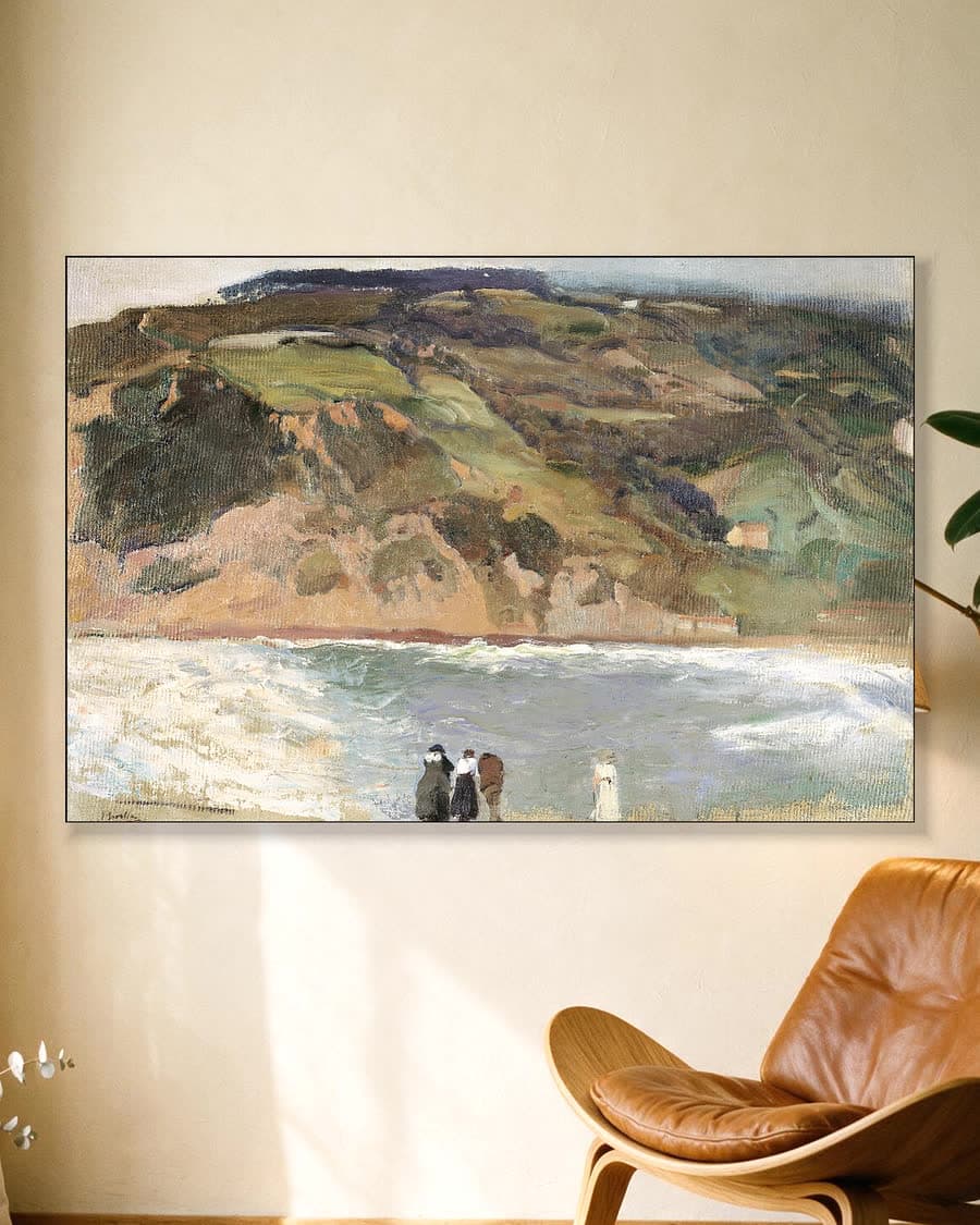 Strand en heuvels bij San Sebastián in een aluminium frame aan dezelfde muur