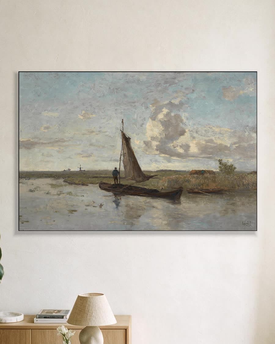 De turfschuit in een aluminium frame aan dezelfde muur