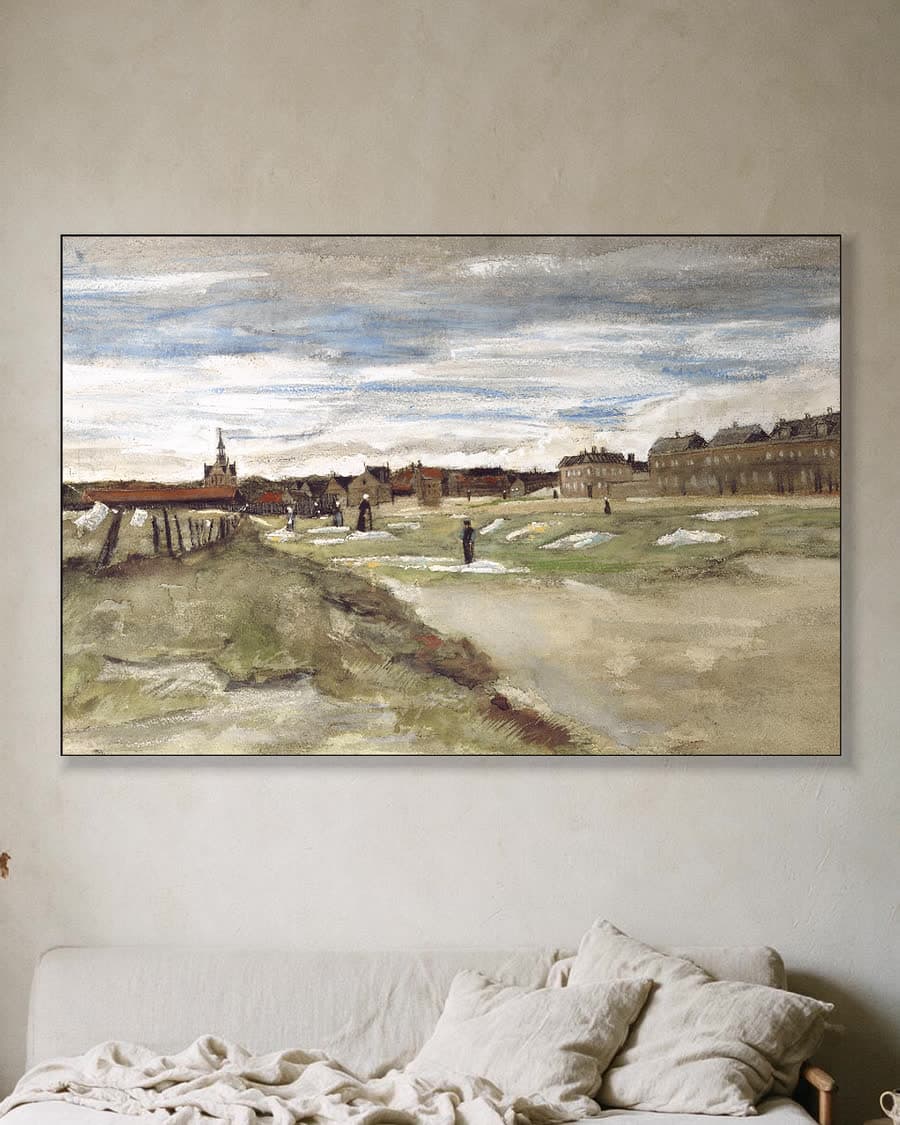 Bleekveld bij Scheveningen in een aluminium frame aan dezelfde muur