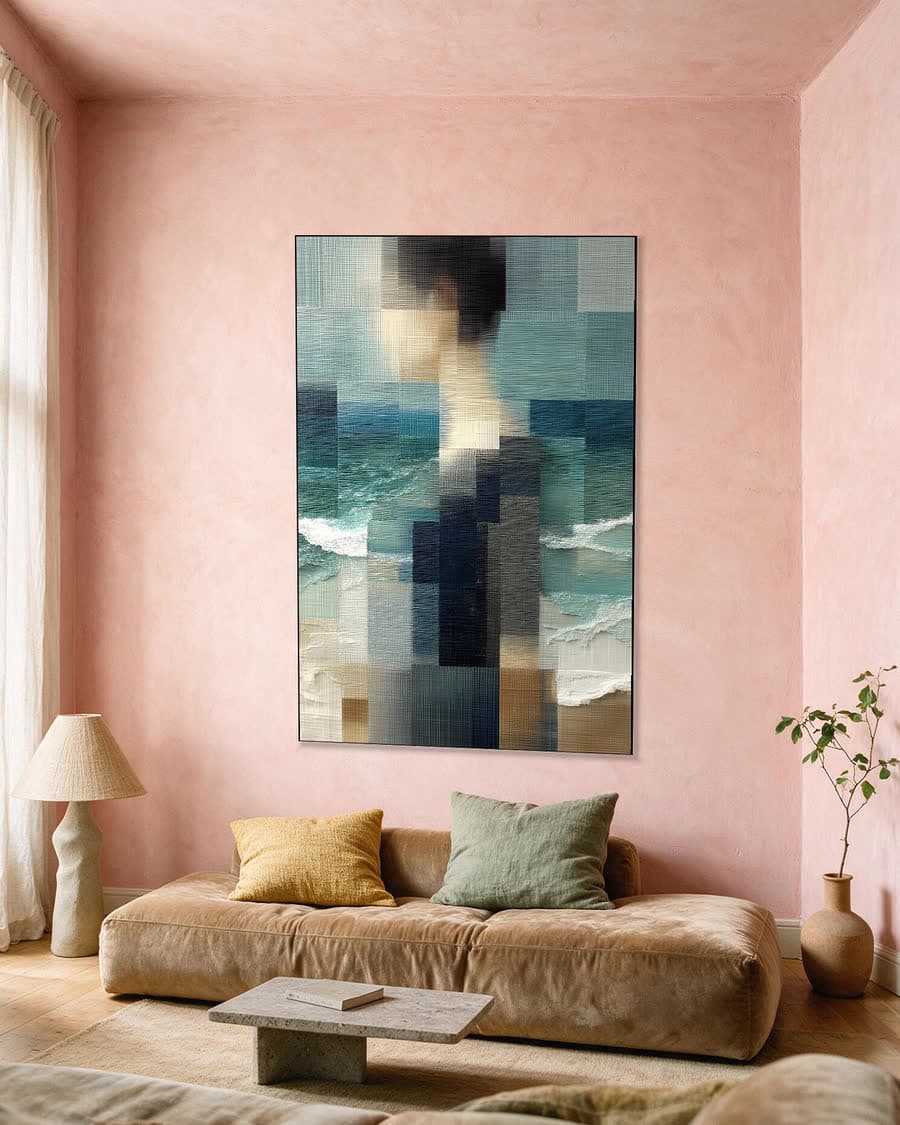 Vrouw aan zee, in blokken in een aluminium frame aan dezelfde muur