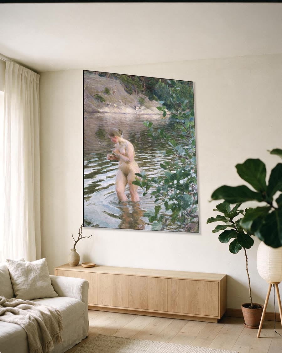 Huiverend bij het water in een aluminium frame aan dezelfde muur
