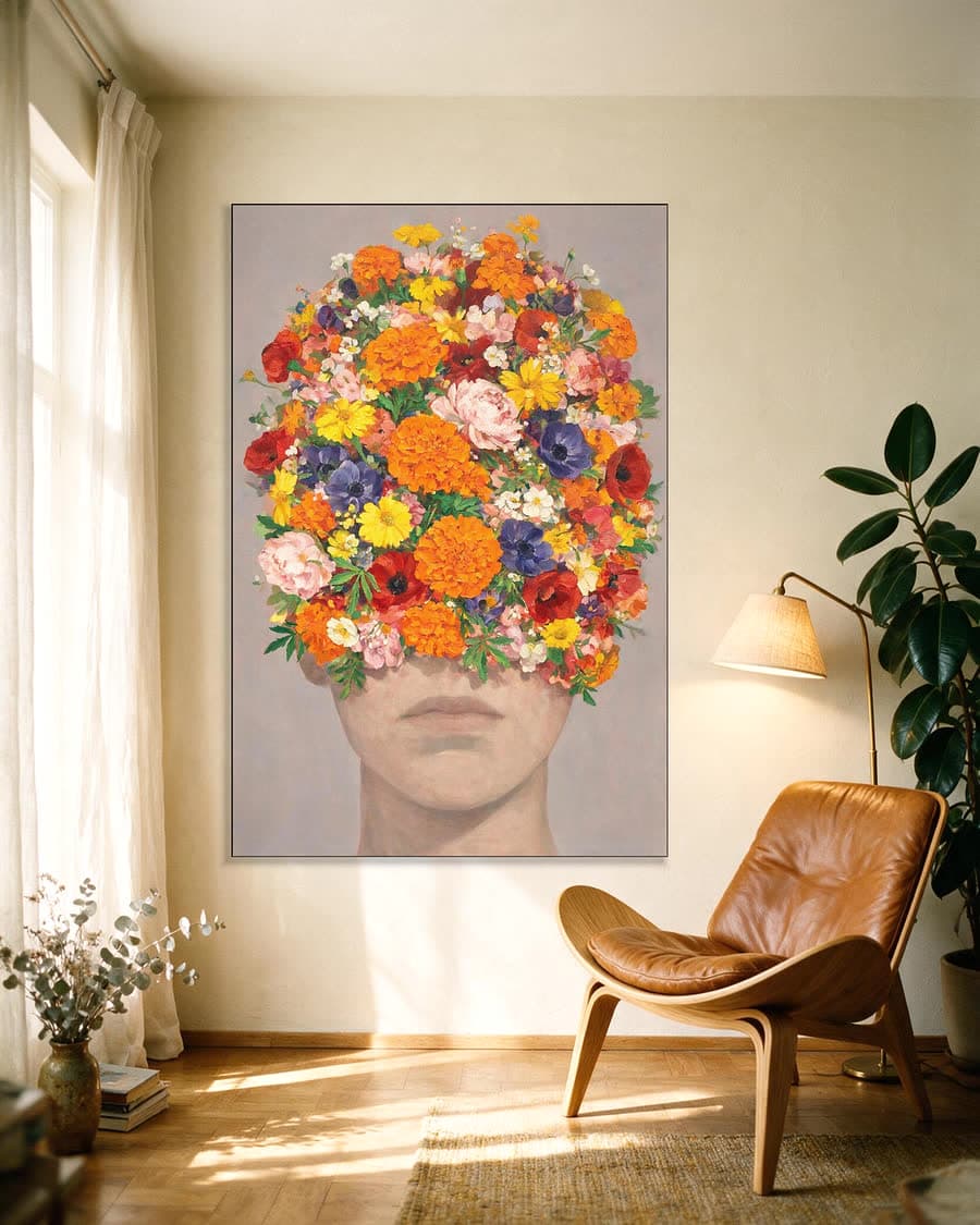 Aangesneden kop in een aluminium frame aan dezelfde muur