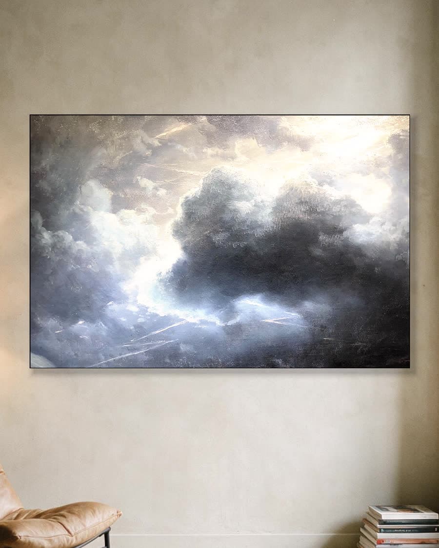 Wolken en bliksem in een aluminium frame aan dezelfde muur