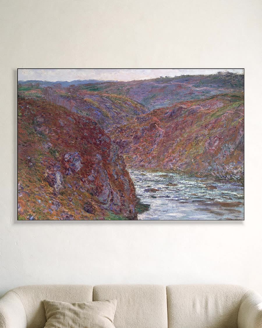 Dal van de Creuse, grijze dag in een aluminium frame aan dezelfde muur