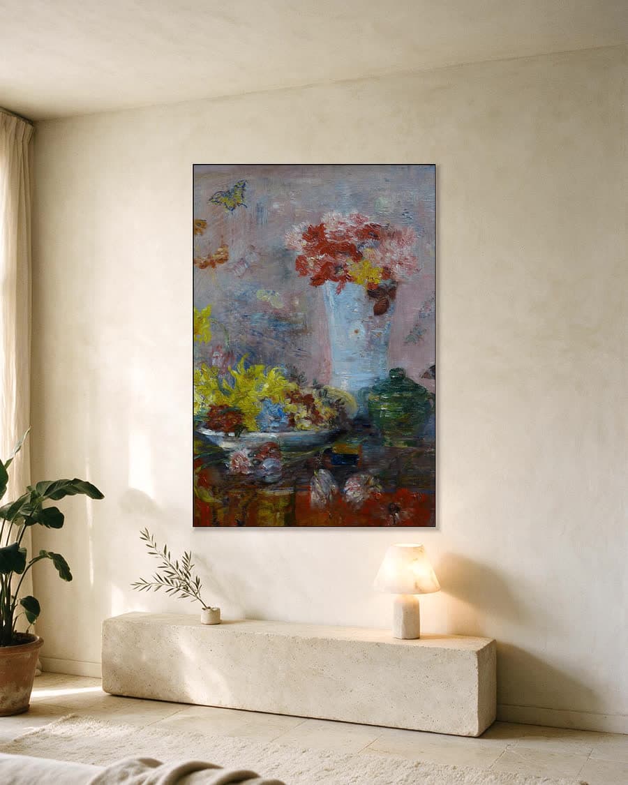 Bloemen en vlinders in een aluminium frame aan dezelfde muur