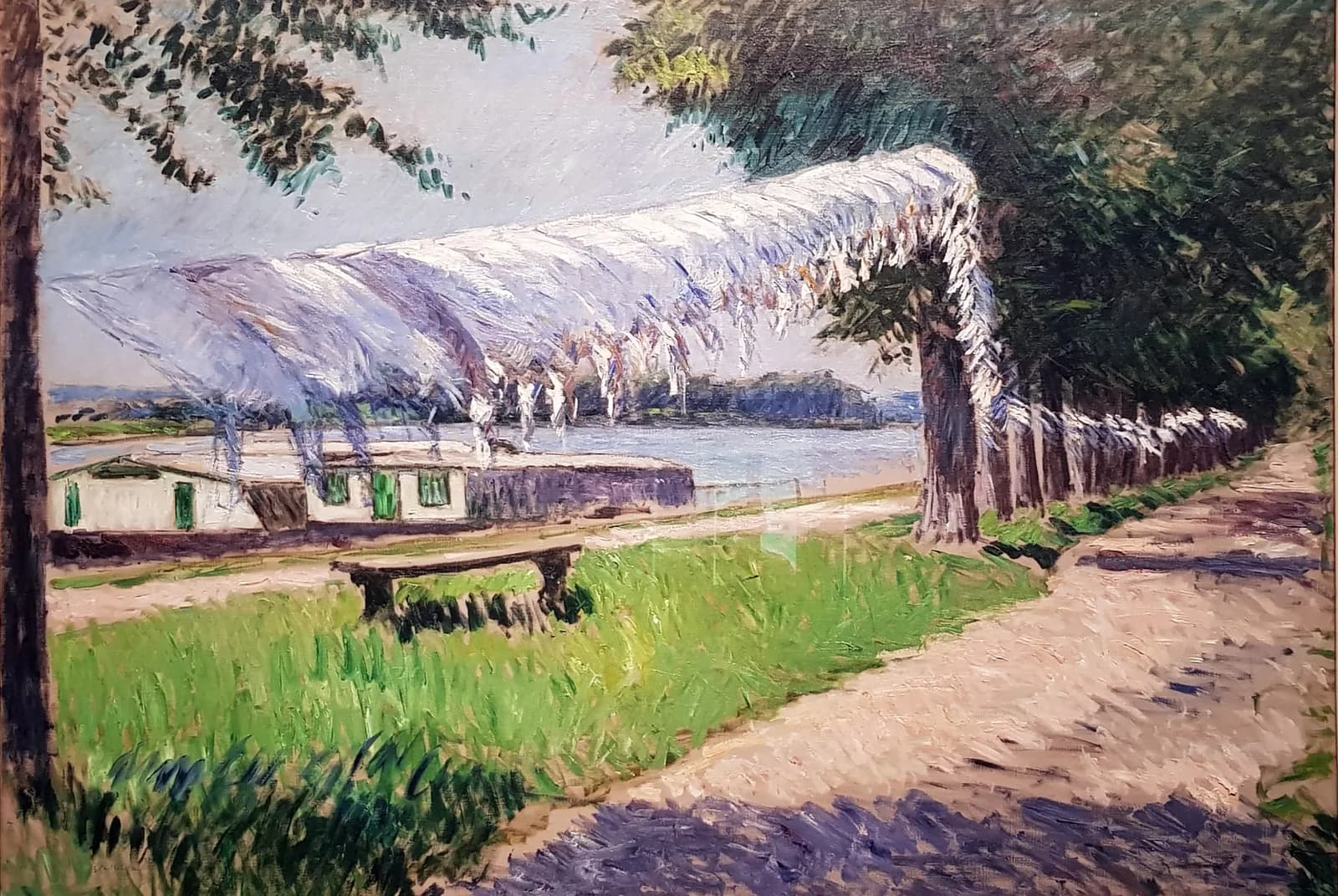 Drogend wasgoed aan de oever van de Seine – Gustave Caillebotte