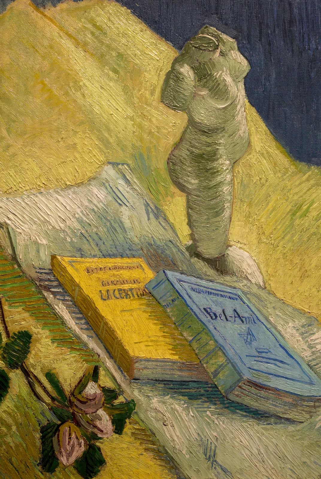 Stilleven met gipstorso, een roos en twee romans – Vincent van Gogh