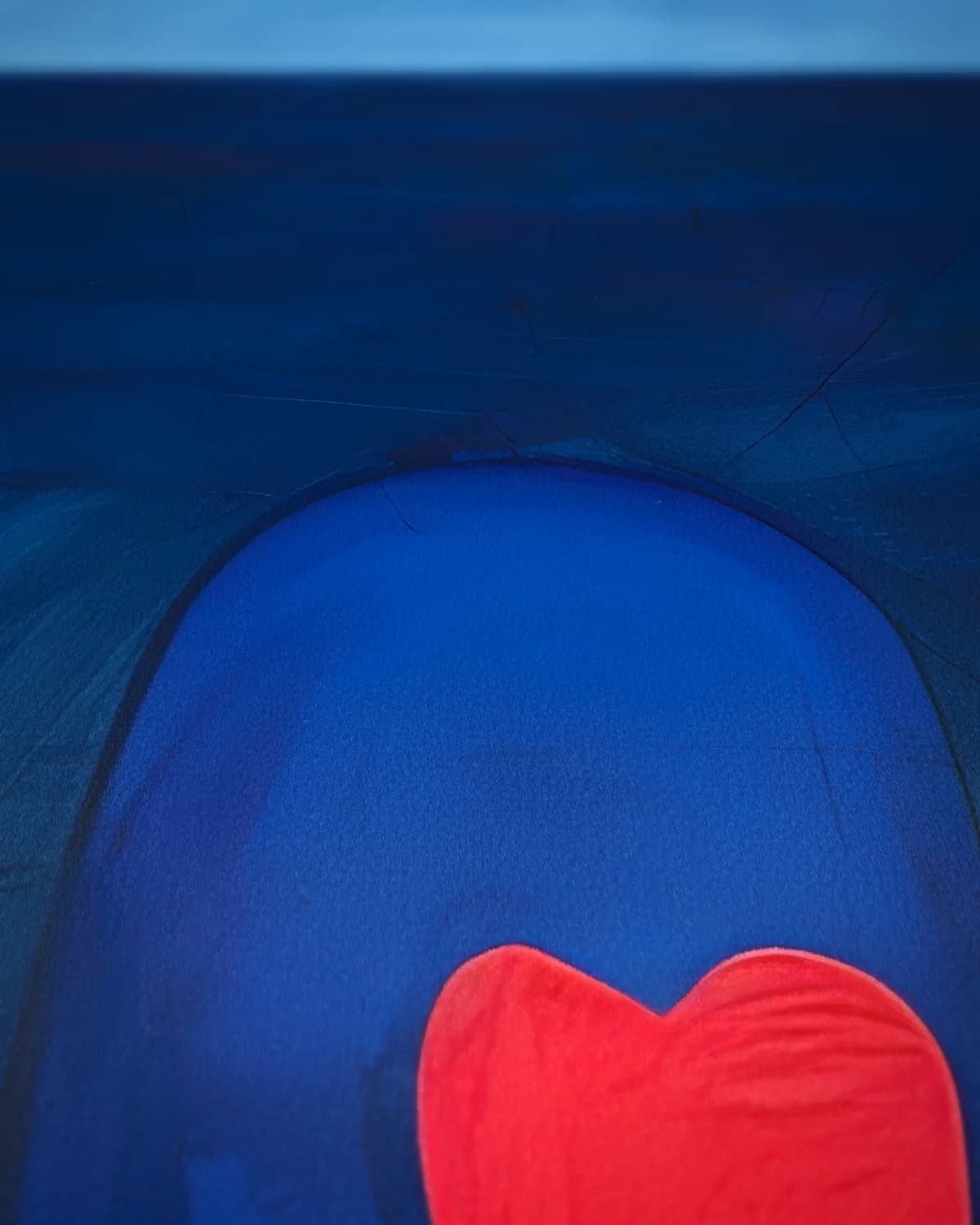 Blauwe Emotie op geweven fluweel, uitsnede 3 van 3