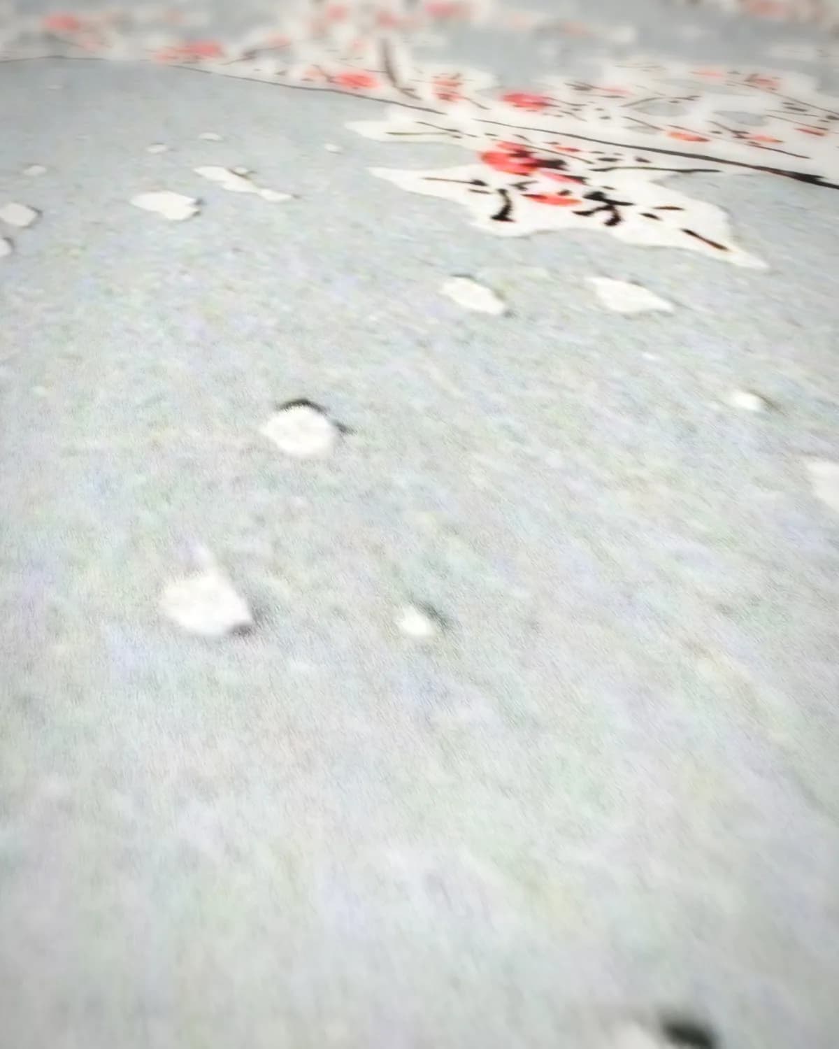 Bloesemboom in de sneeuw met paraplu op geweven fluweel, uitsnede 2 van 3