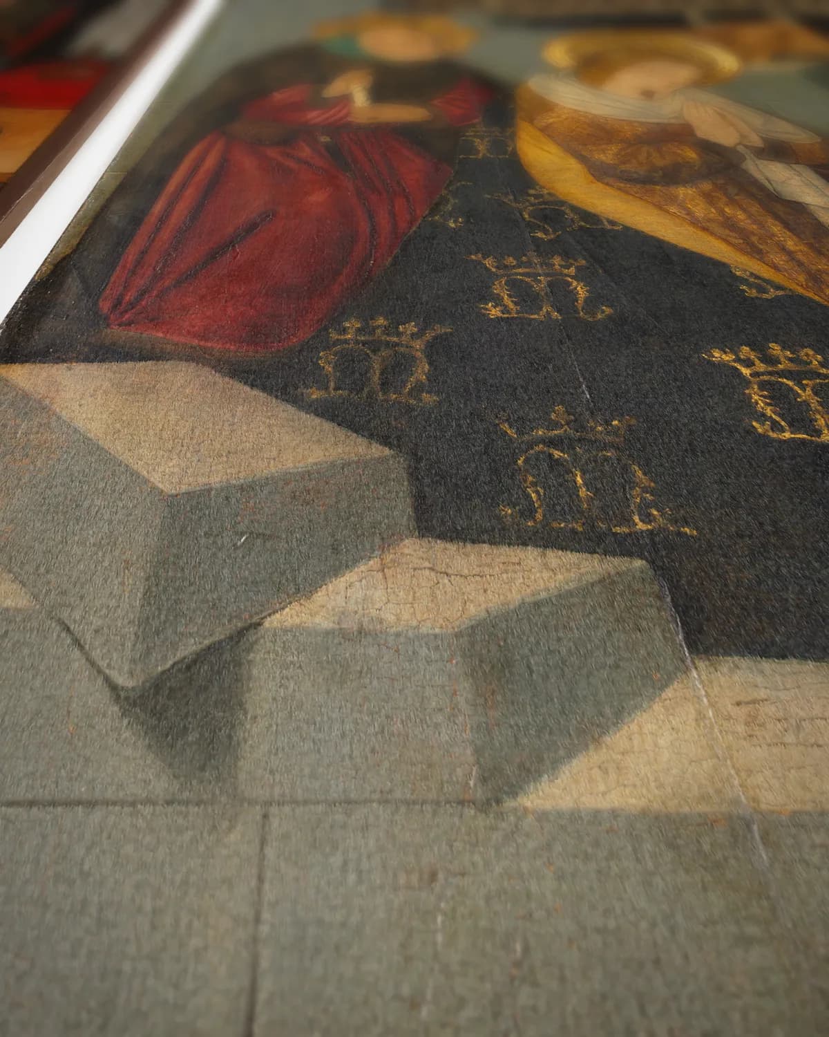 De annunciatie en de geboorte van Christus op geweven fluweel, uitsnede 1 van 3
