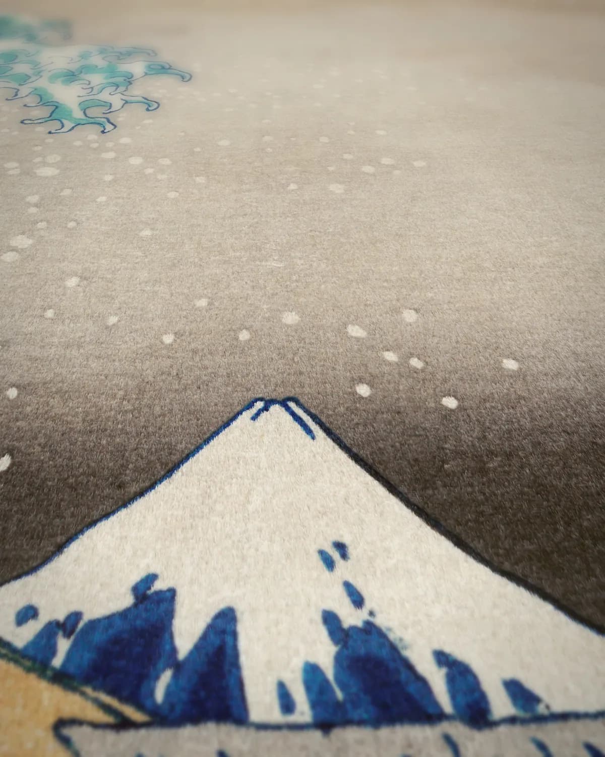 De grote golf van Kanagawa op geweven fluweel, uitsnede 1 van 3