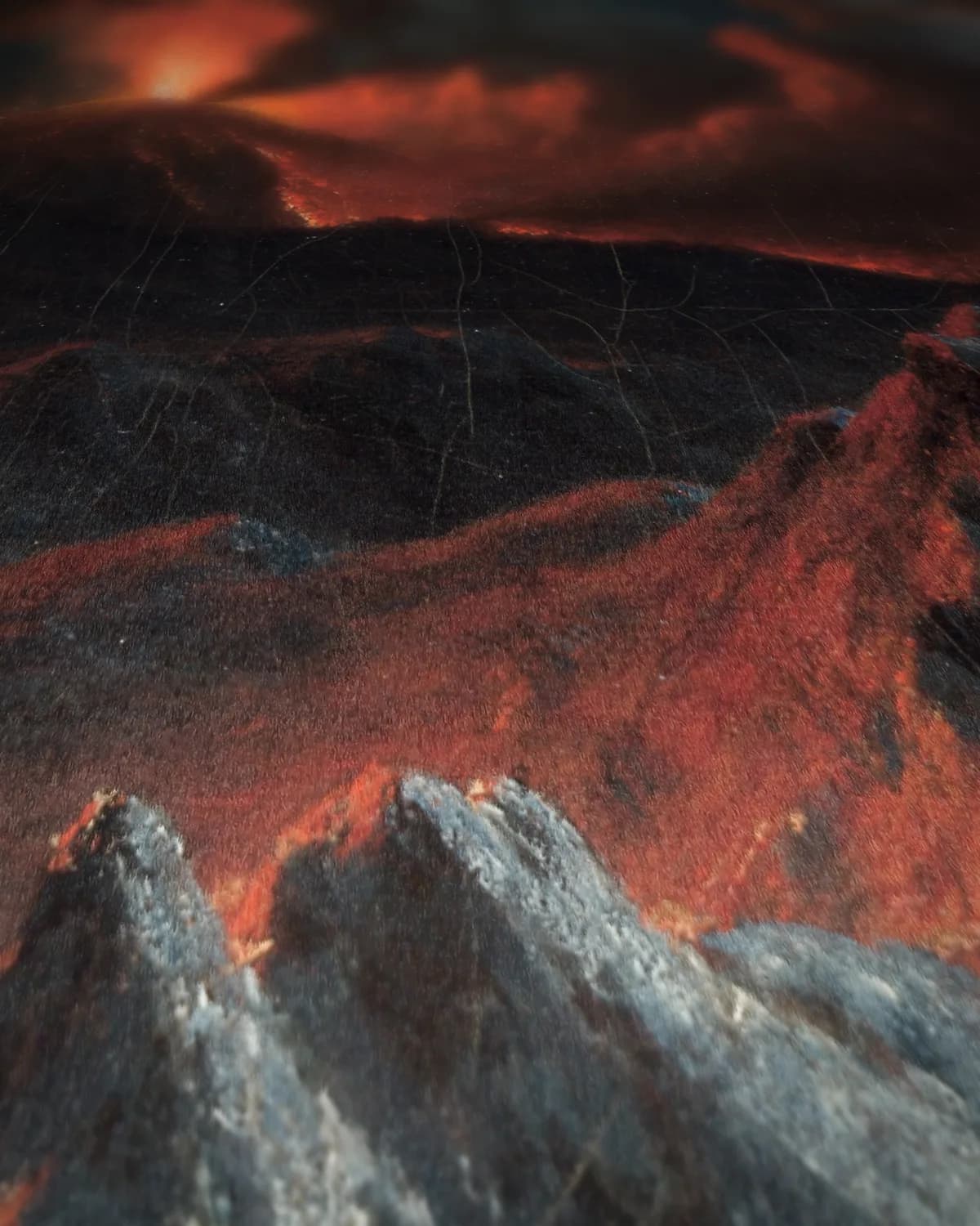 De Vesuvius om middernacht op geweven fluweel, uitsnede 1 van 3