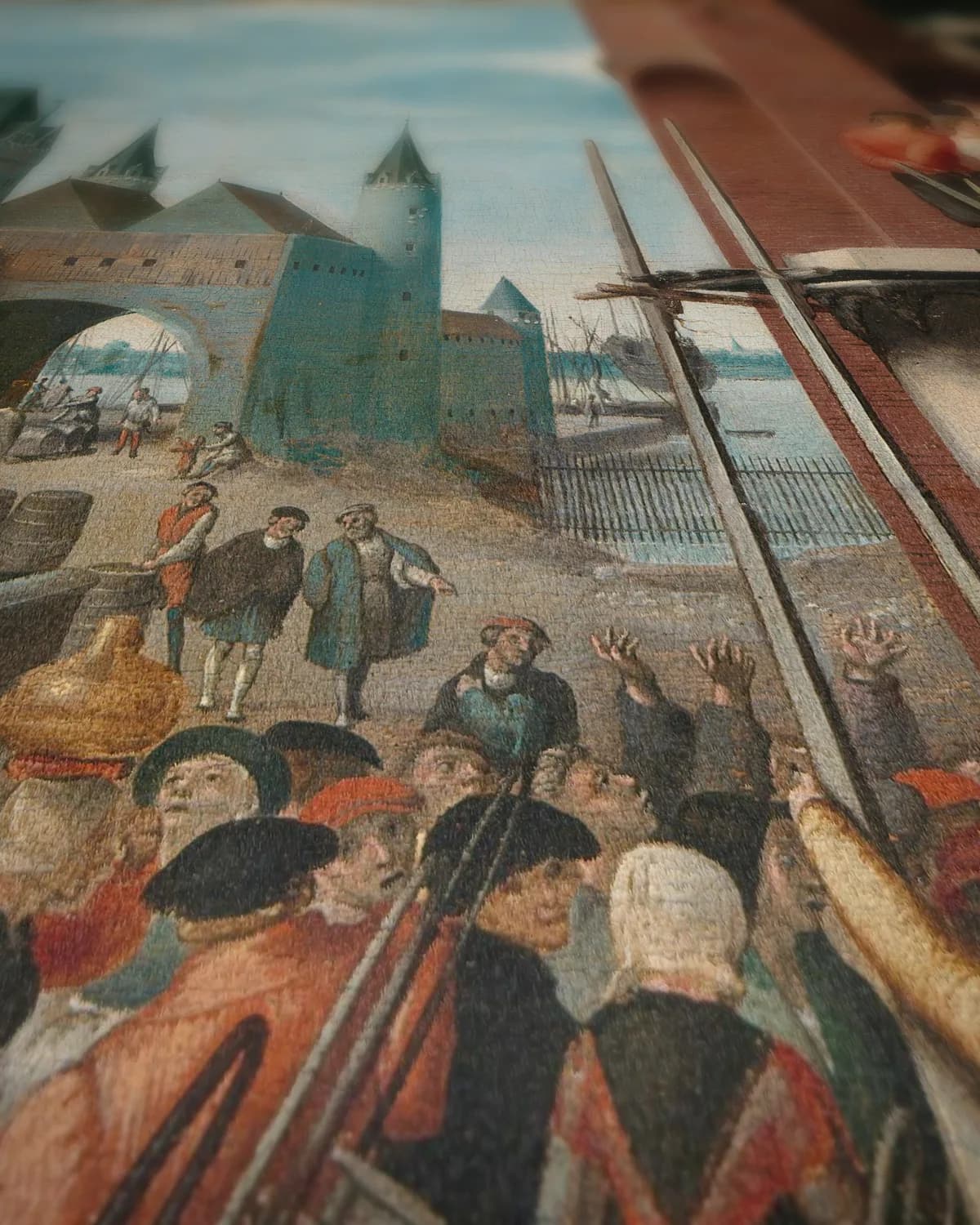 Ecce homo op geweven fluweel, uitsnede 1 van 3