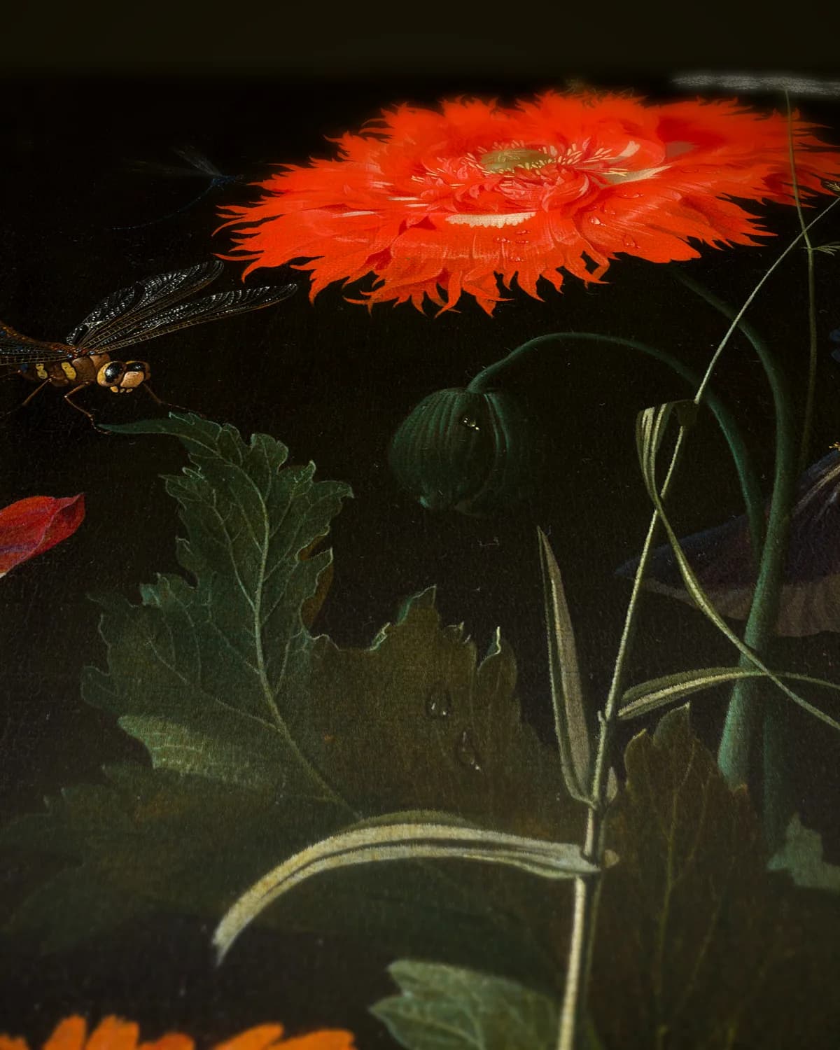 Bloemen in een metalen vaas op geweven fluweel, uitsnede 3 van 3