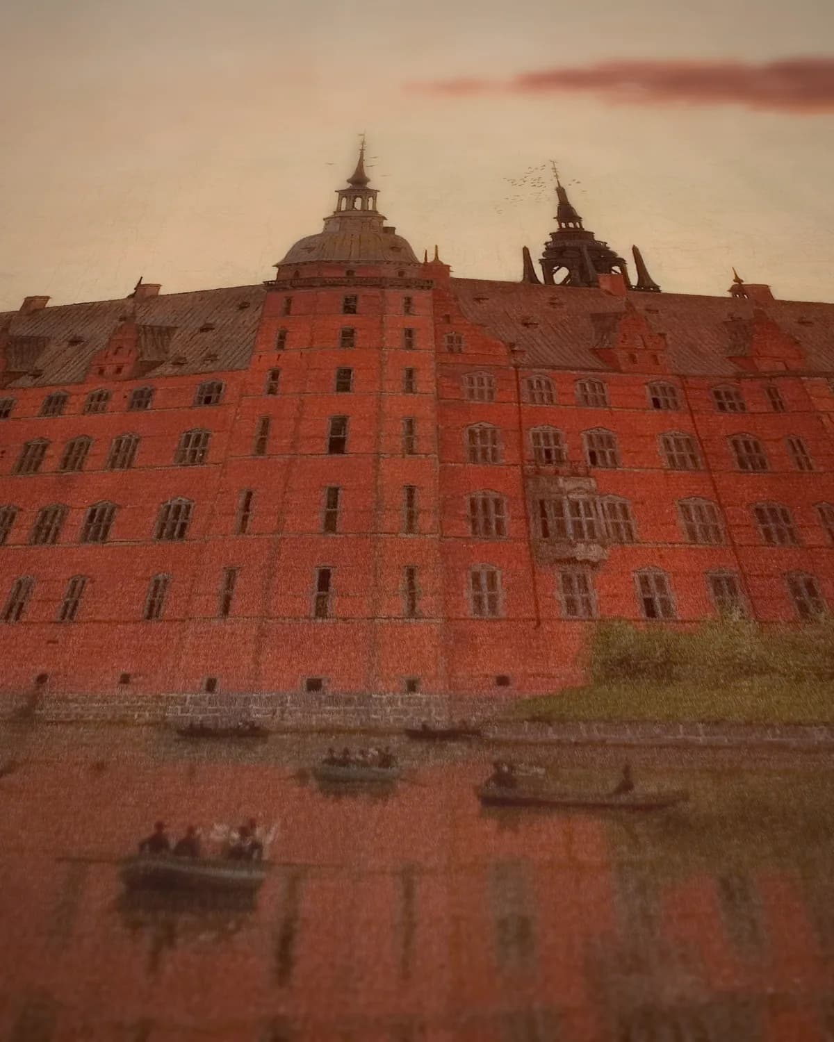 Frederiksborg Slot gezien vanaf de Jægerbakken, avond op geweven fluweel, uitsnede 3 van 3