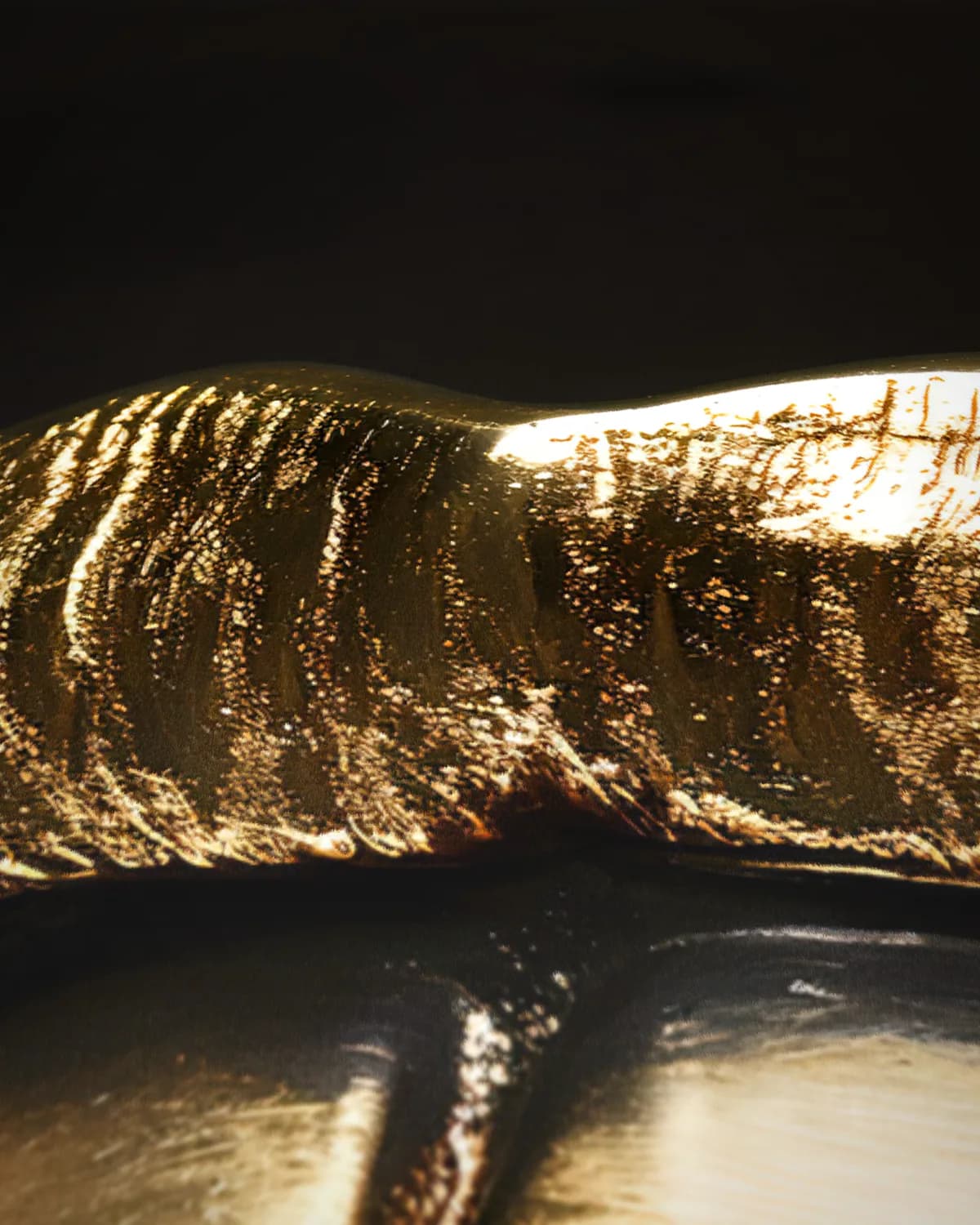 Gouden Lippen op geweven fluweel, uitsnede 3 van 3