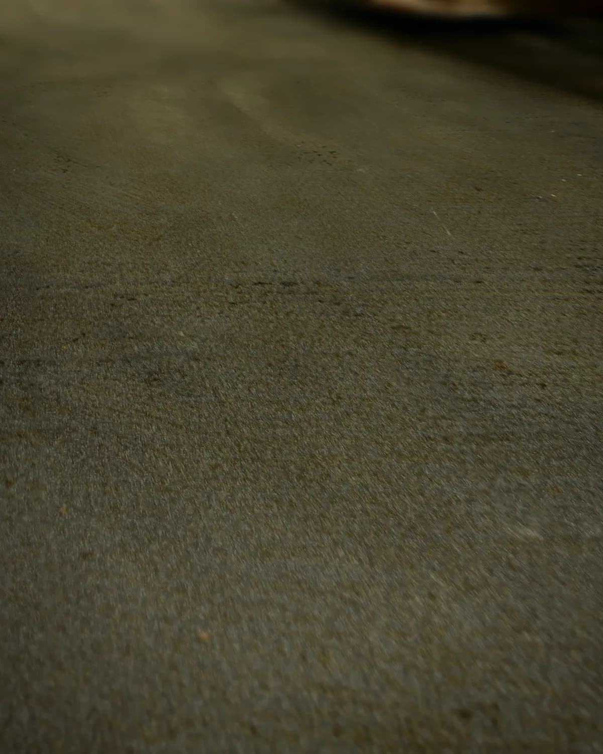 Het melkmeisje op geweven fluweel, uitsnede 2 van 3