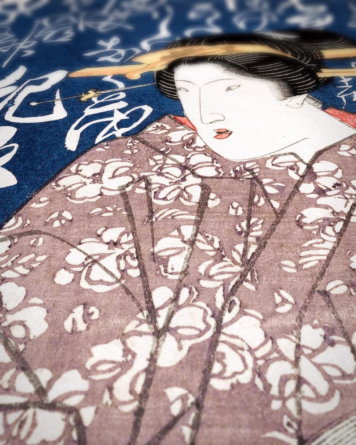 Japanse Geisha in Kimono op geweven fluweel, uitsnede 3 van 3