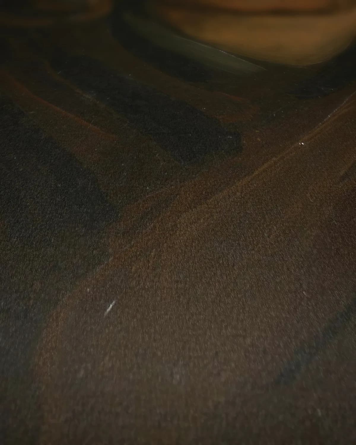 Kop van een vrouw op geweven fluweel, uitsnede 1 van 3