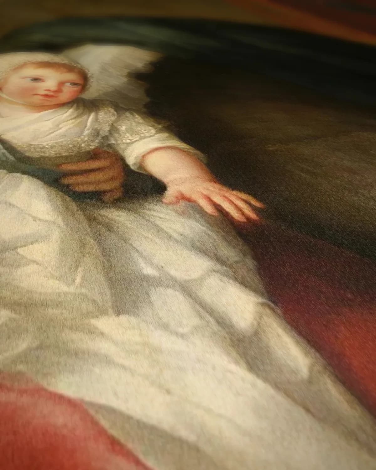 Marie Antoinette met een roos op geweven fluweel, uitsnede 2 van 3