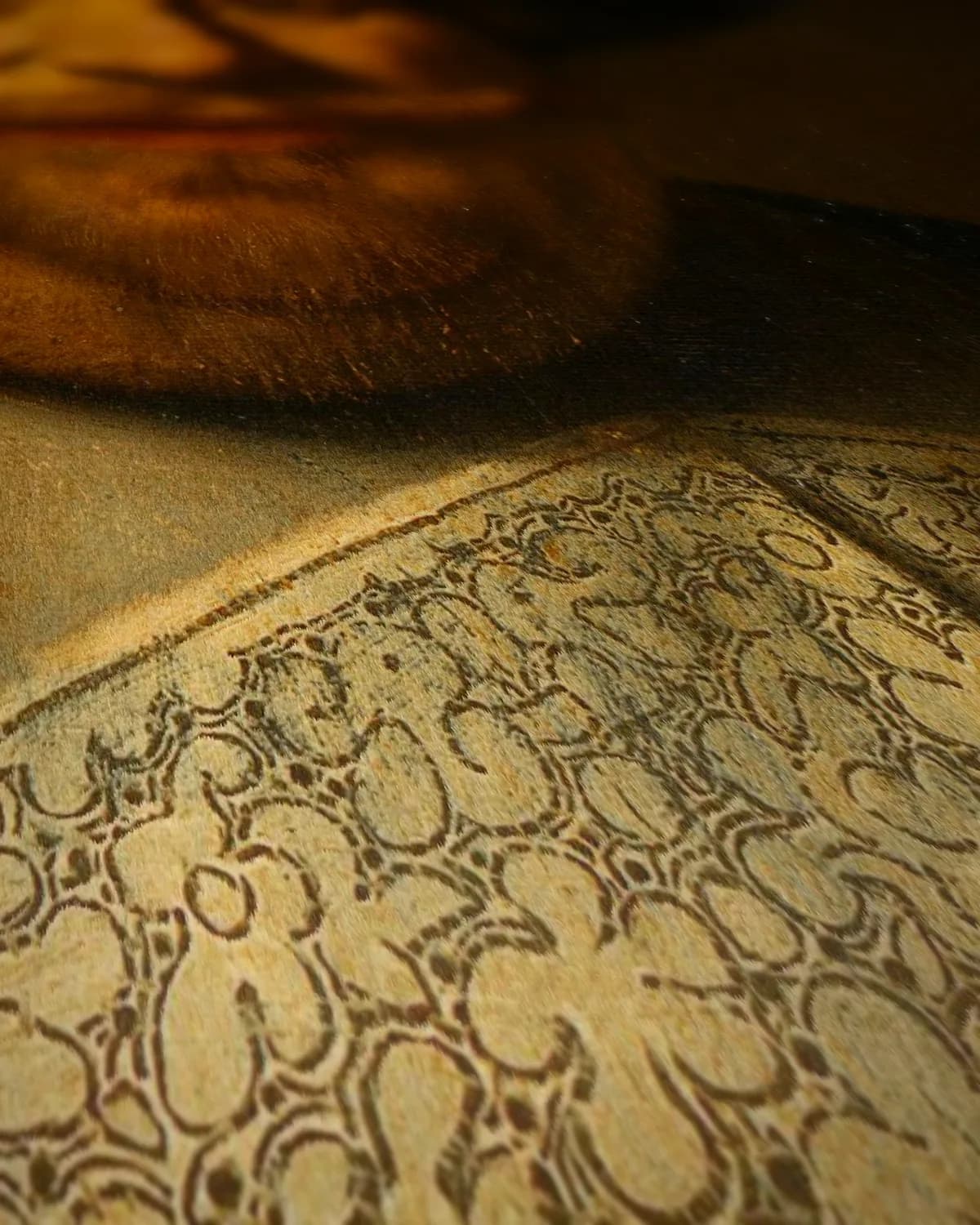 Portret van Joos van Trappen, genaamd Banckert, vice-admiraal op geweven fluweel, uitsnede 2 van 3