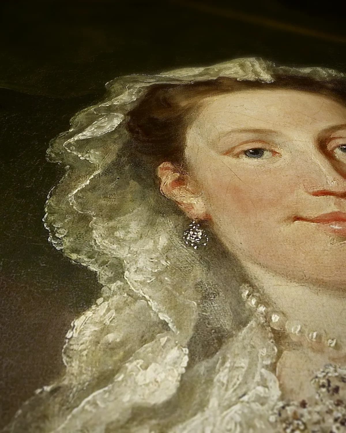 Portret van Mary Edwards op geweven fluweel, uitsnede 3 van 3