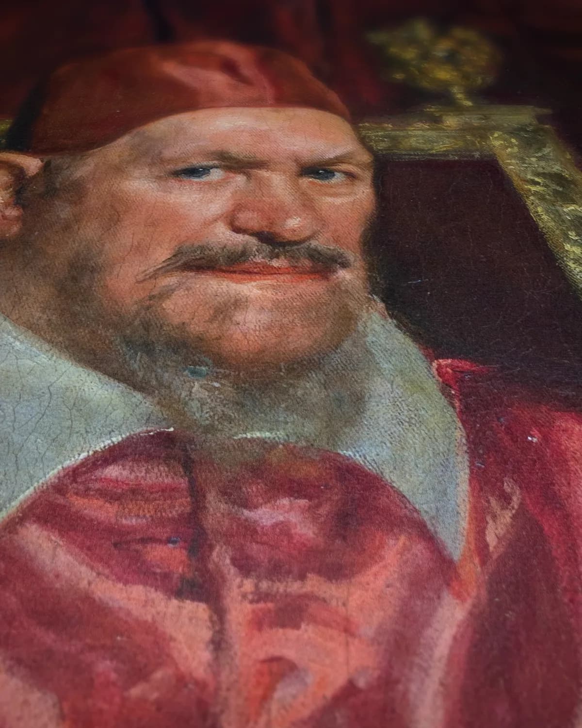 Portret van Paus Innocentius X op geweven fluweel, uitsnede 3 van 3
