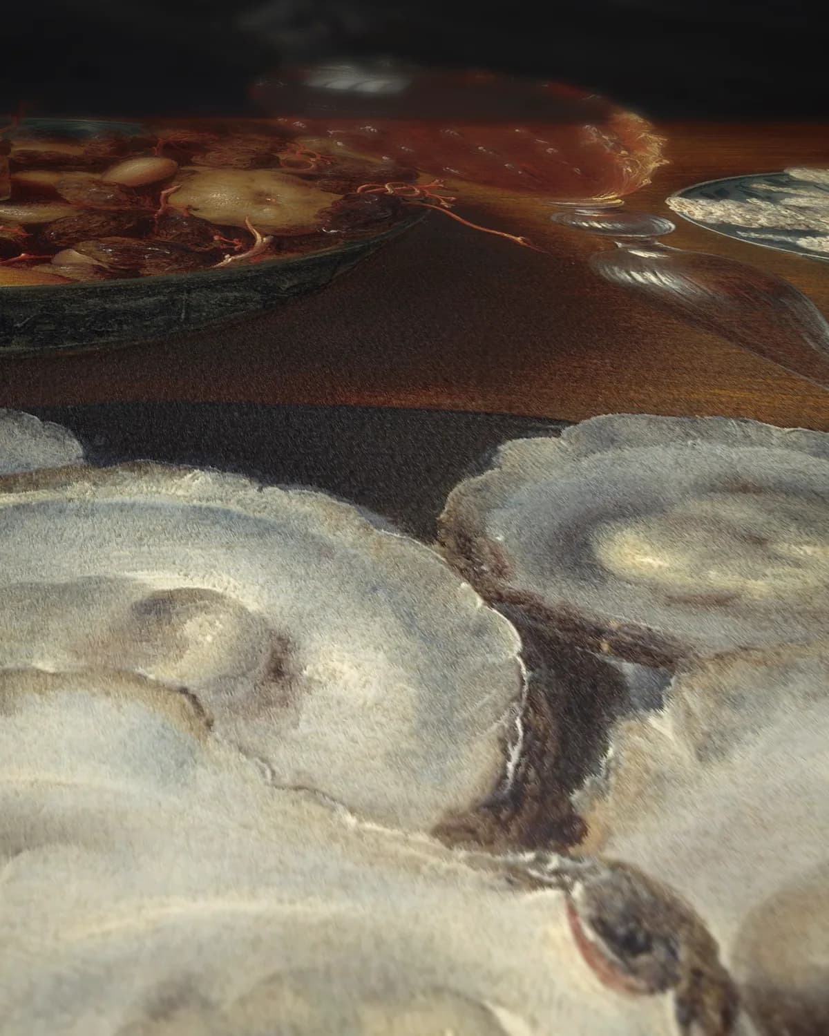 Schotels met oesters, fruit en wijn op geweven fluweel, uitsnede 2 van 3