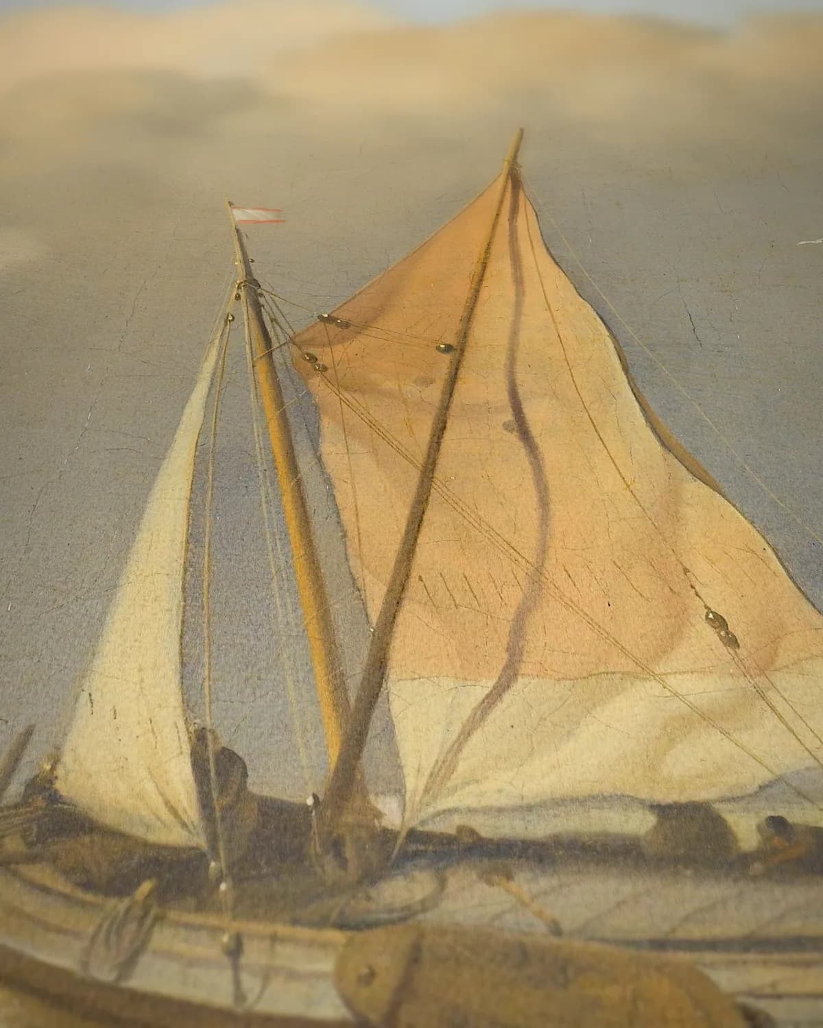 Zee bij de kust met een spriettjalk op geweven fluweel, uitsnede 3 van 3